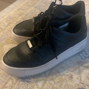 Black Nike Air Force 1’s